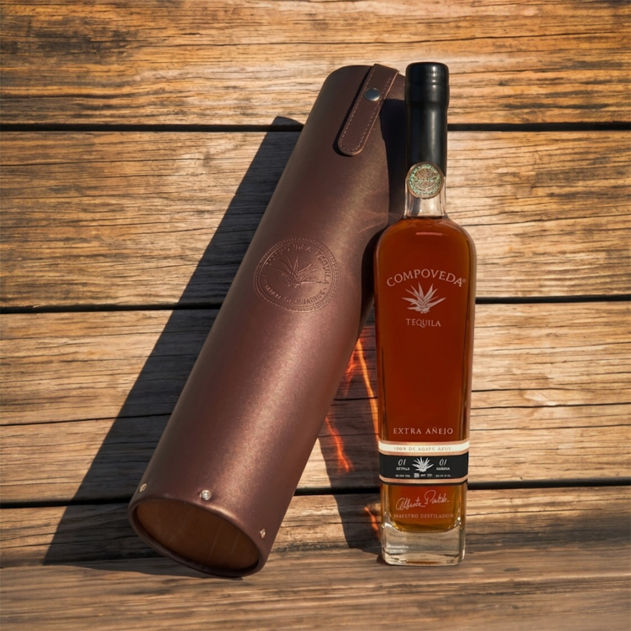 Compoveda Extra Anejo w/Leather Carrier